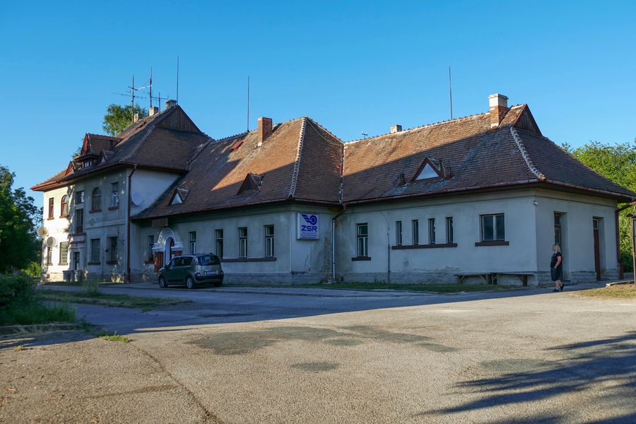 Železničná stanica, Vrbovce